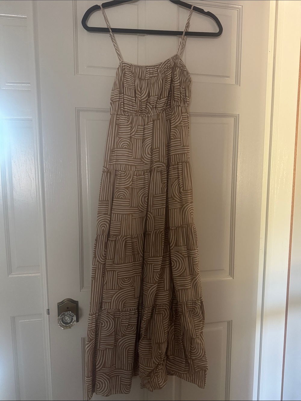 Tiered Maxi Sundress in Beige Geometric Print